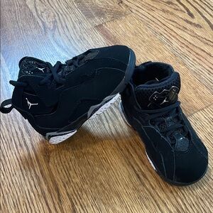 Kid’s Jordan True Flight Sneakers/Shoes. Size 7C. Like New Condition.